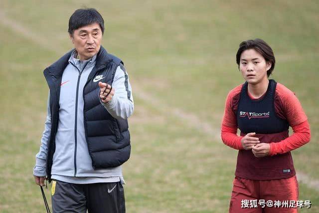 英西大战回顾：凯恩失点球 英格兰再遭逆转